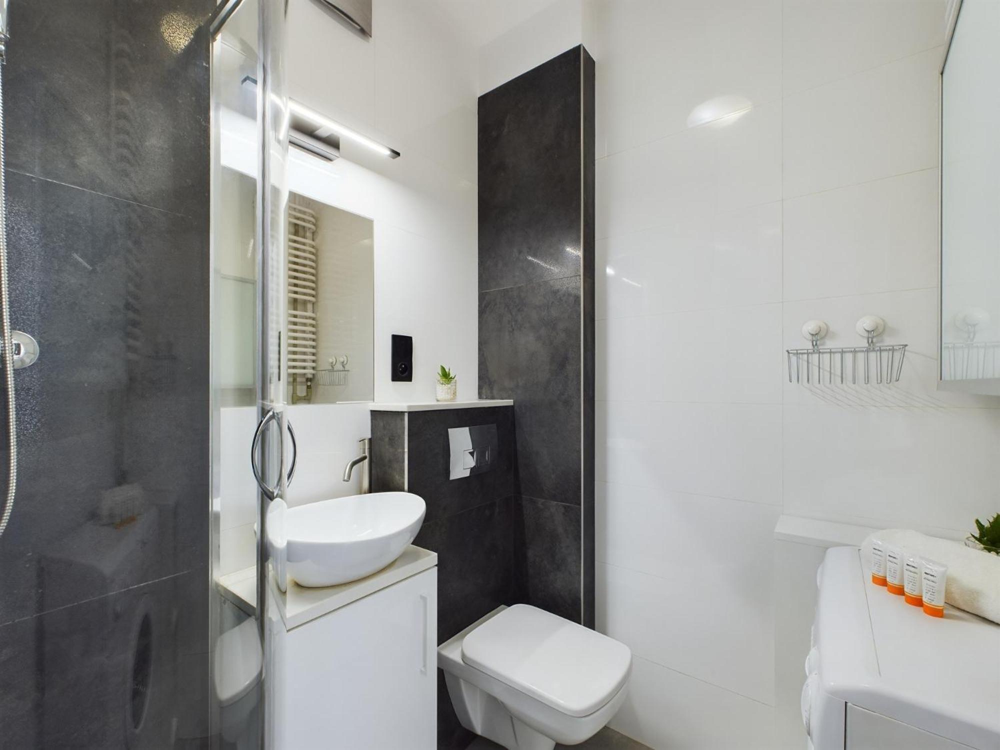 Beautiful Perfect For Remote Work By Renters *